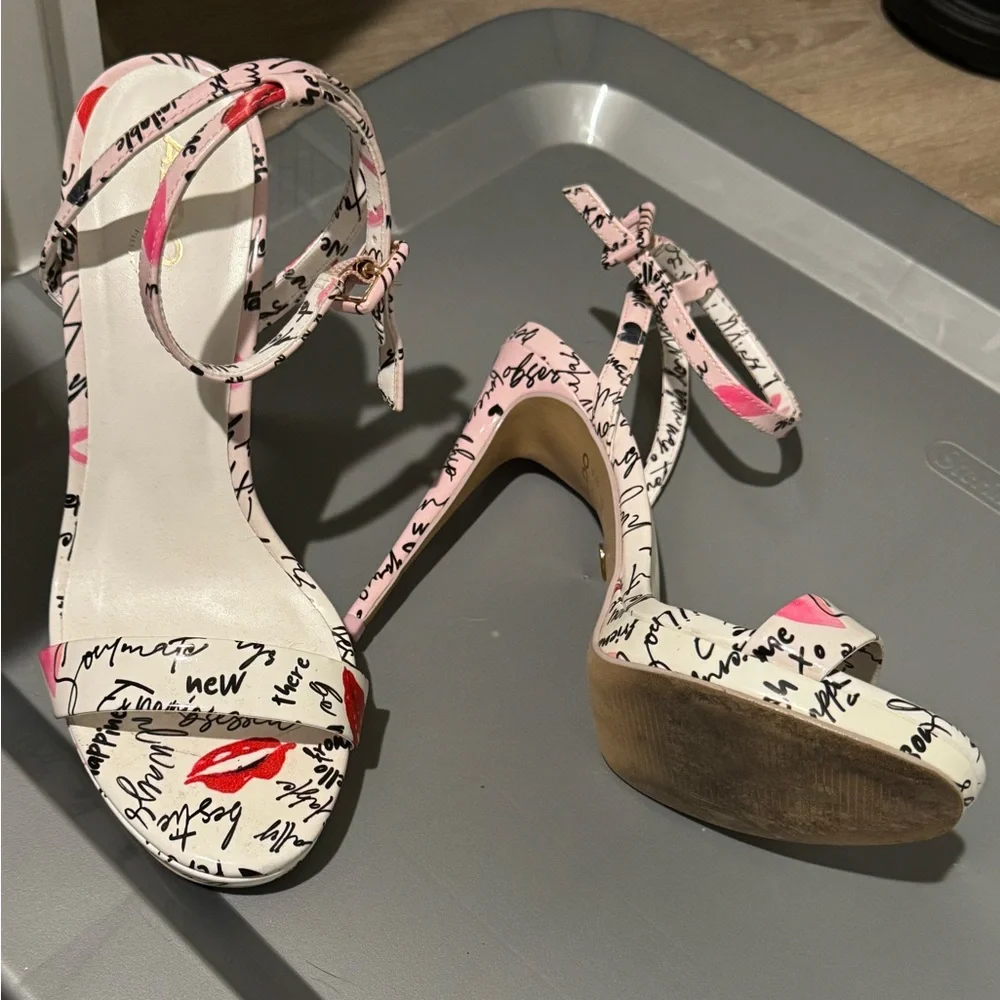 Aldo Pink Script Pattern Heels - Picture 2 of 5